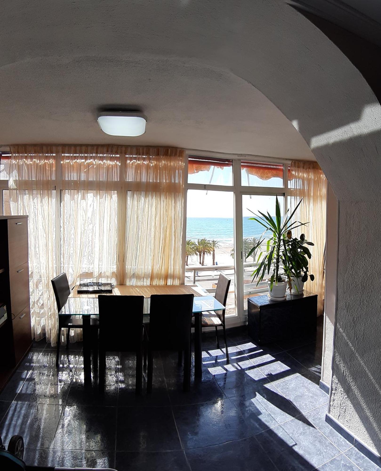 Апартаменти Playa El Campello & Parking Wifi Номер фото